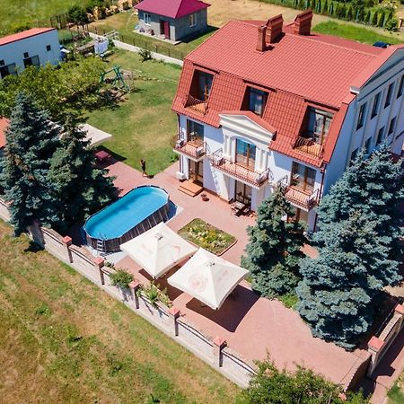 Hotel Dom Fedorovyh à Sergeyevka Extérieur photo