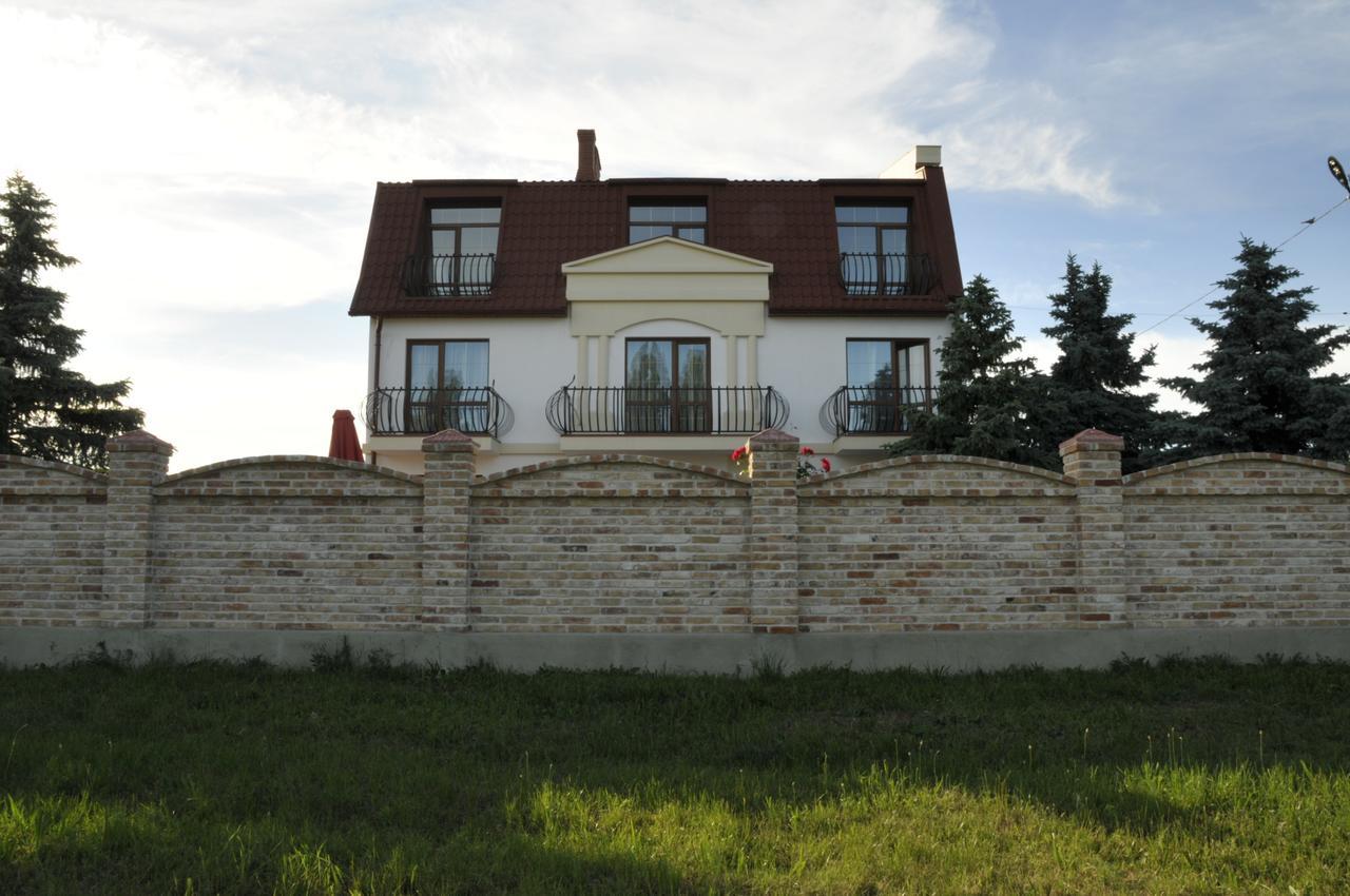 Hotel Dom Fedorovyh à Sergeyevka Extérieur photo