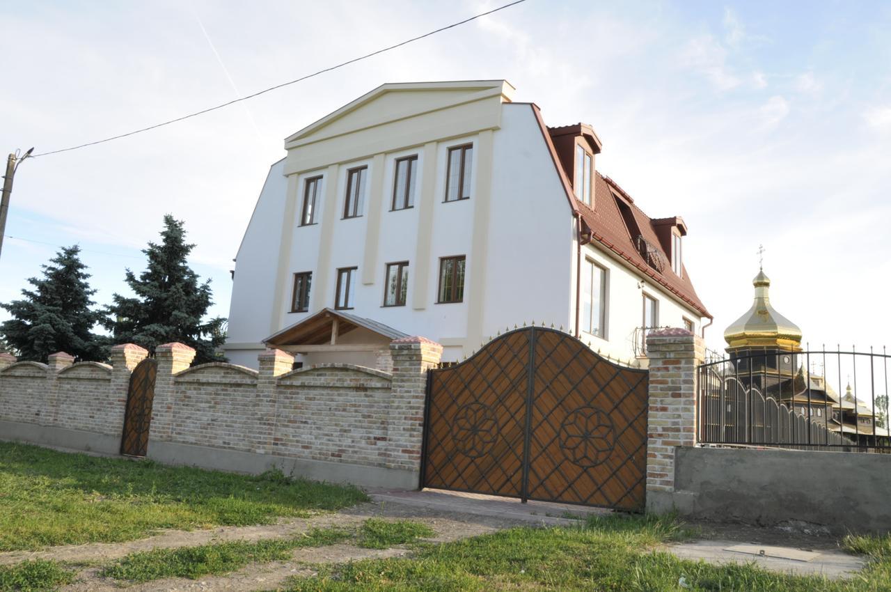 Hotel Dom Fedorovyh à Sergeyevka Extérieur photo