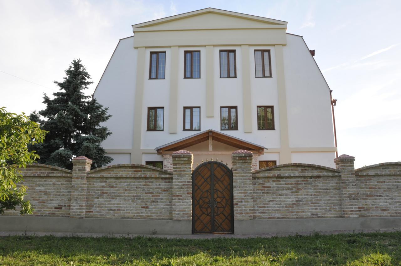 Hotel Dom Fedorovyh à Sergeyevka Extérieur photo